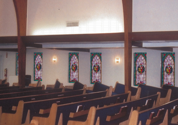 Illuminado design In-2 in a church